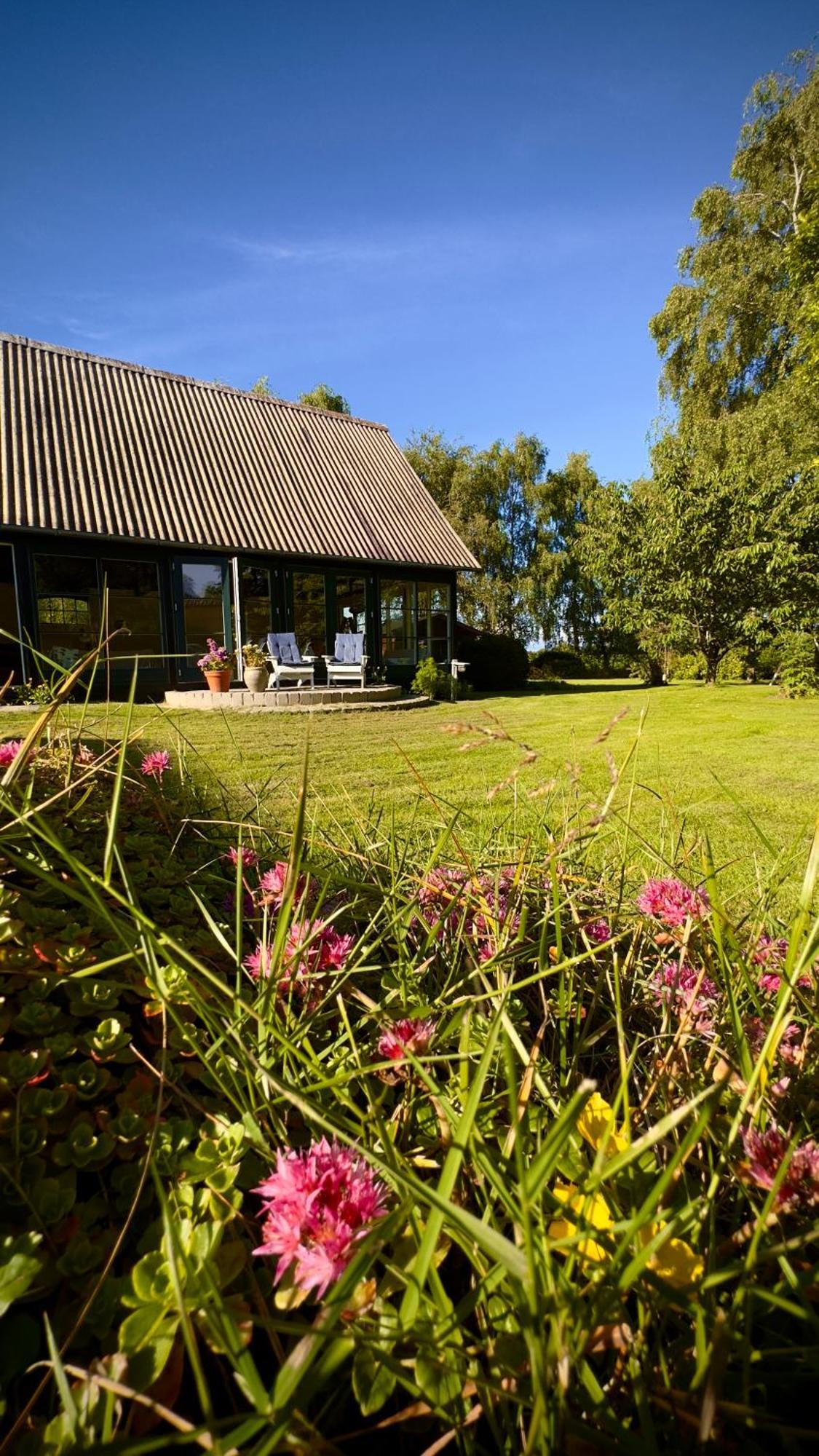 Dyrlev Bed & Breakfast Praesto Bagian luar foto