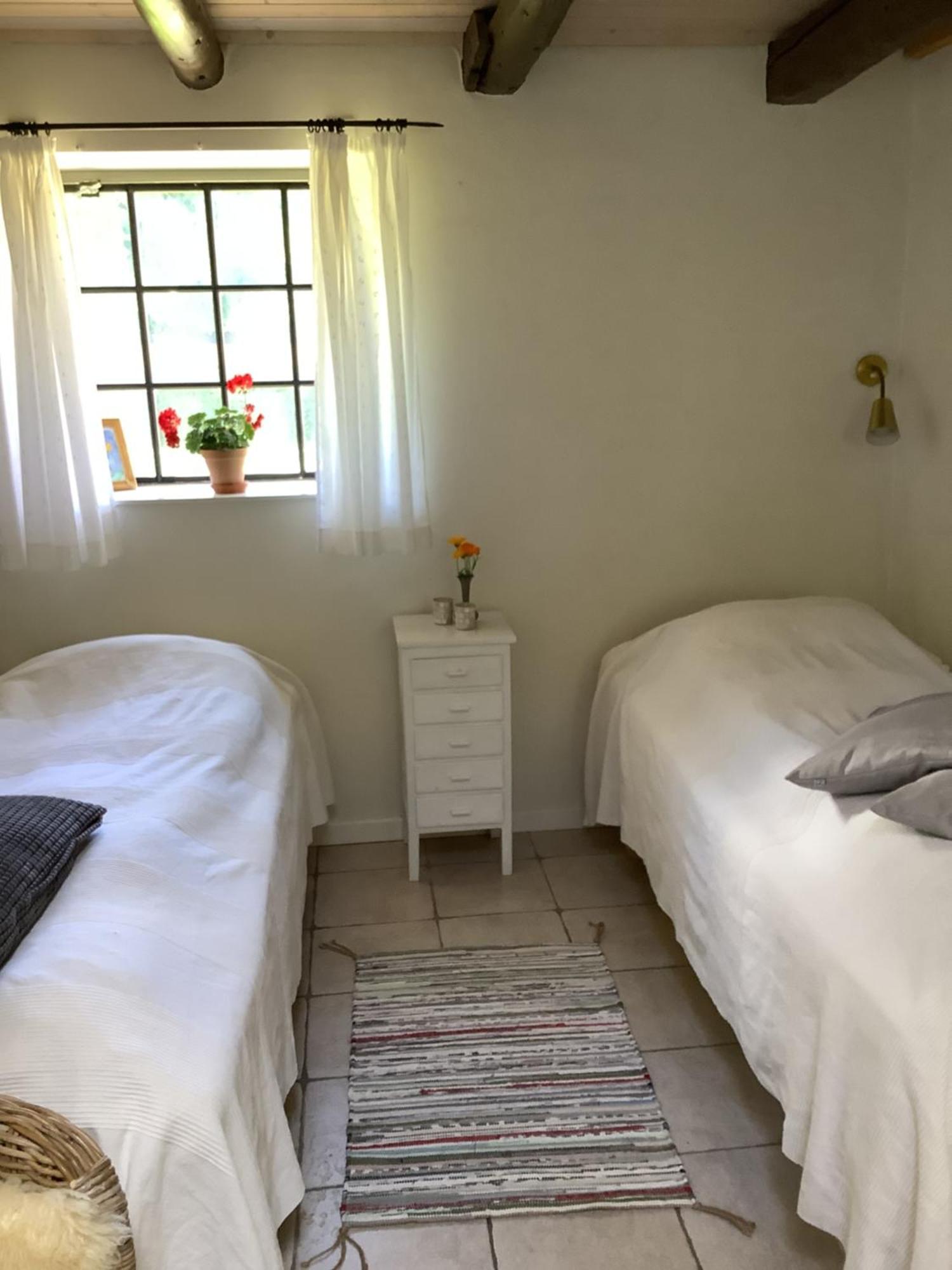 Dyrlev Bed & Breakfast Praesto Bagian luar foto