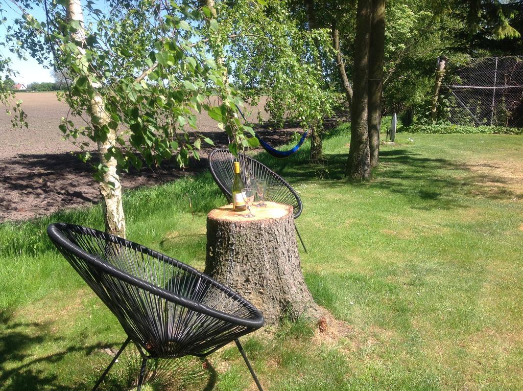 Dyrlev Bed & Breakfast Praesto Bagian luar foto